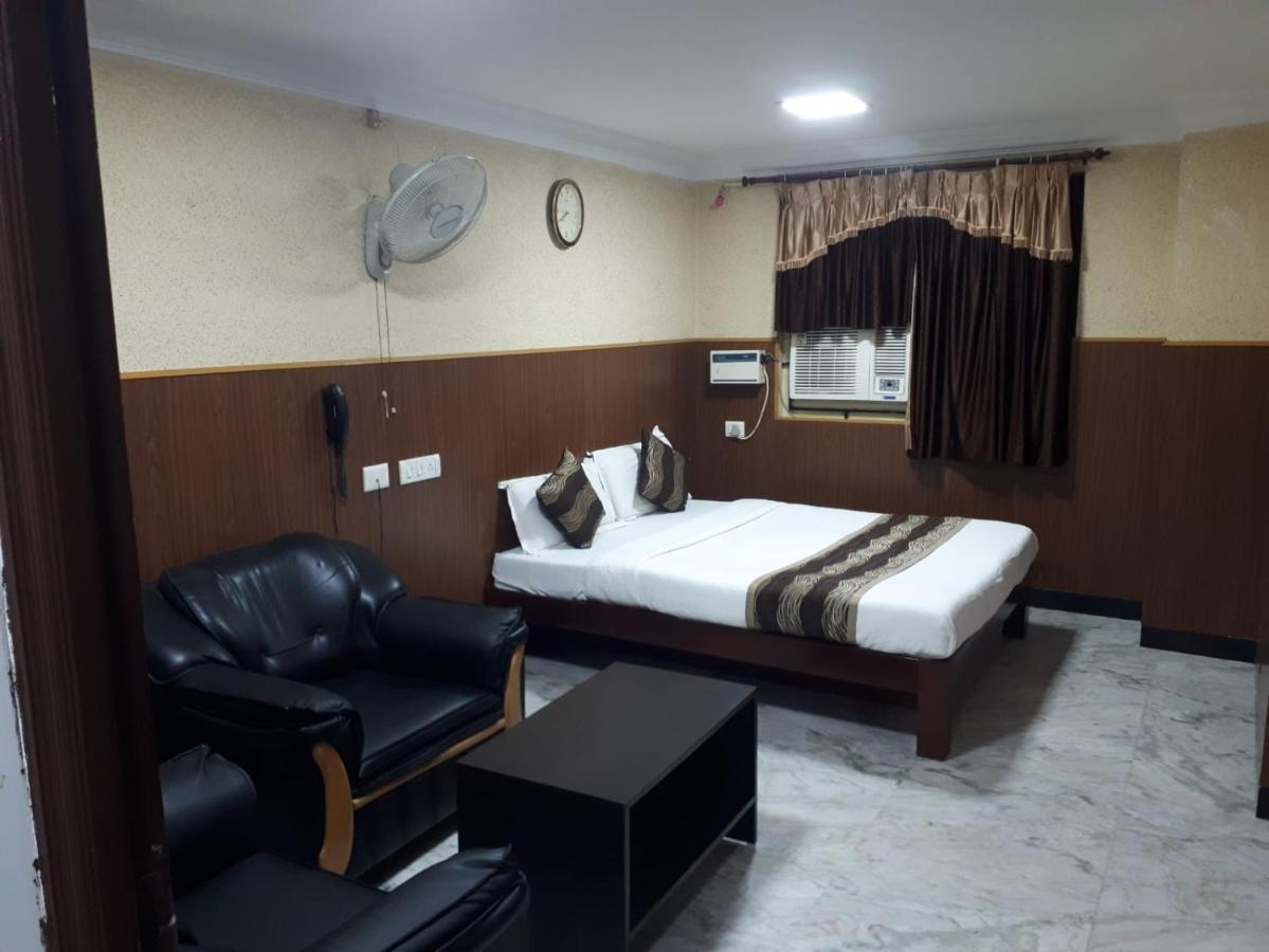 Rmc Travellers Inn เชนไน ภายนอก รูปภาพ