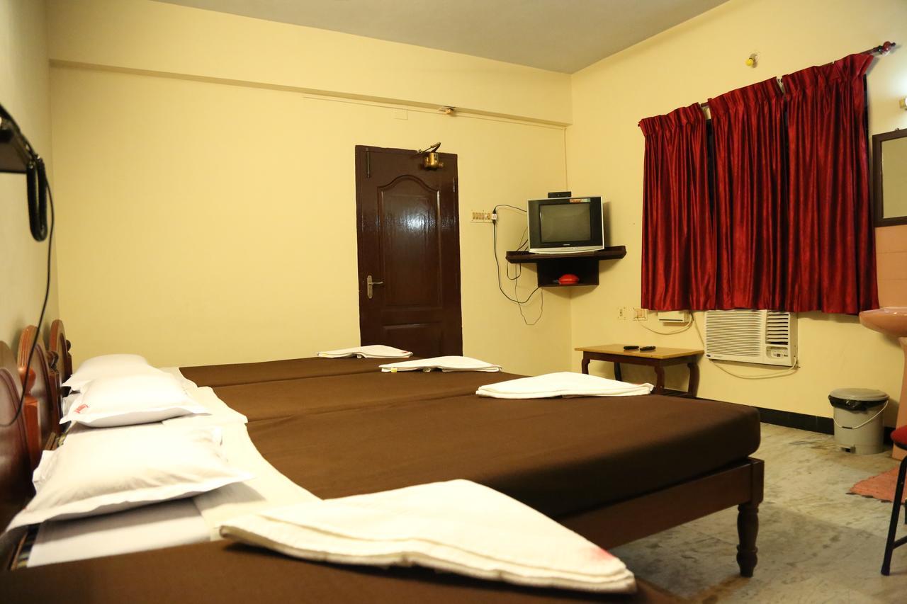Rmc Travellers Inn เชนไน ภายนอก รูปภาพ